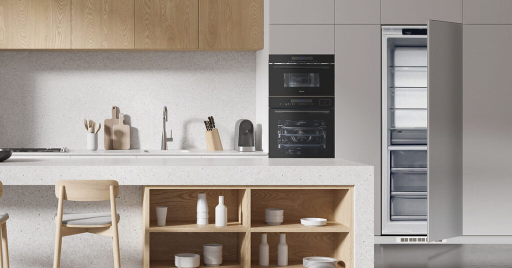 Ambiente-Frigorifico-Pando-XL-FRIGO-010681-1 Electrodoméstico Pando. Frigorífico combi integrable de 71 cm de ancho