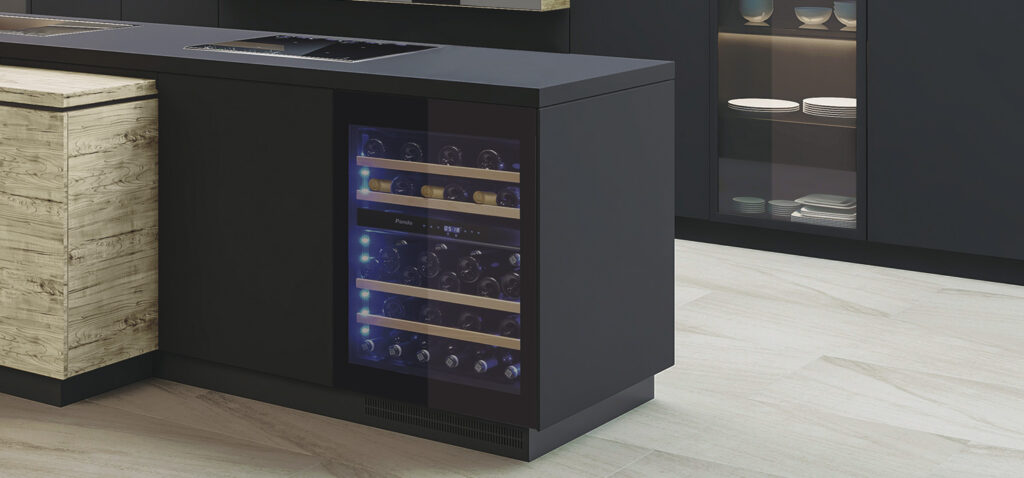 Vinoteca-PVMB-60-53-Ambiente Electrodoméstico Pando. Vinoteca encastrable de 60 cm x 88 cm de altura